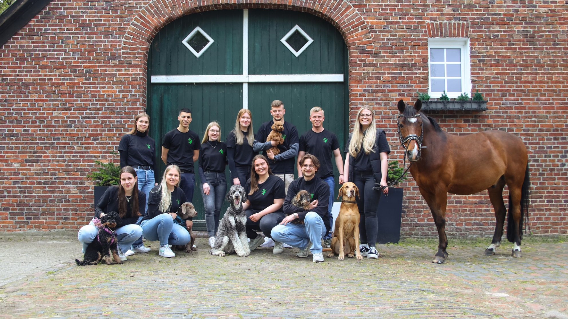 Gruppenbild 2013 Azubis Team-GT